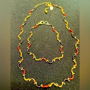 Vintage Paul Harris beaded necklace and bracelet set